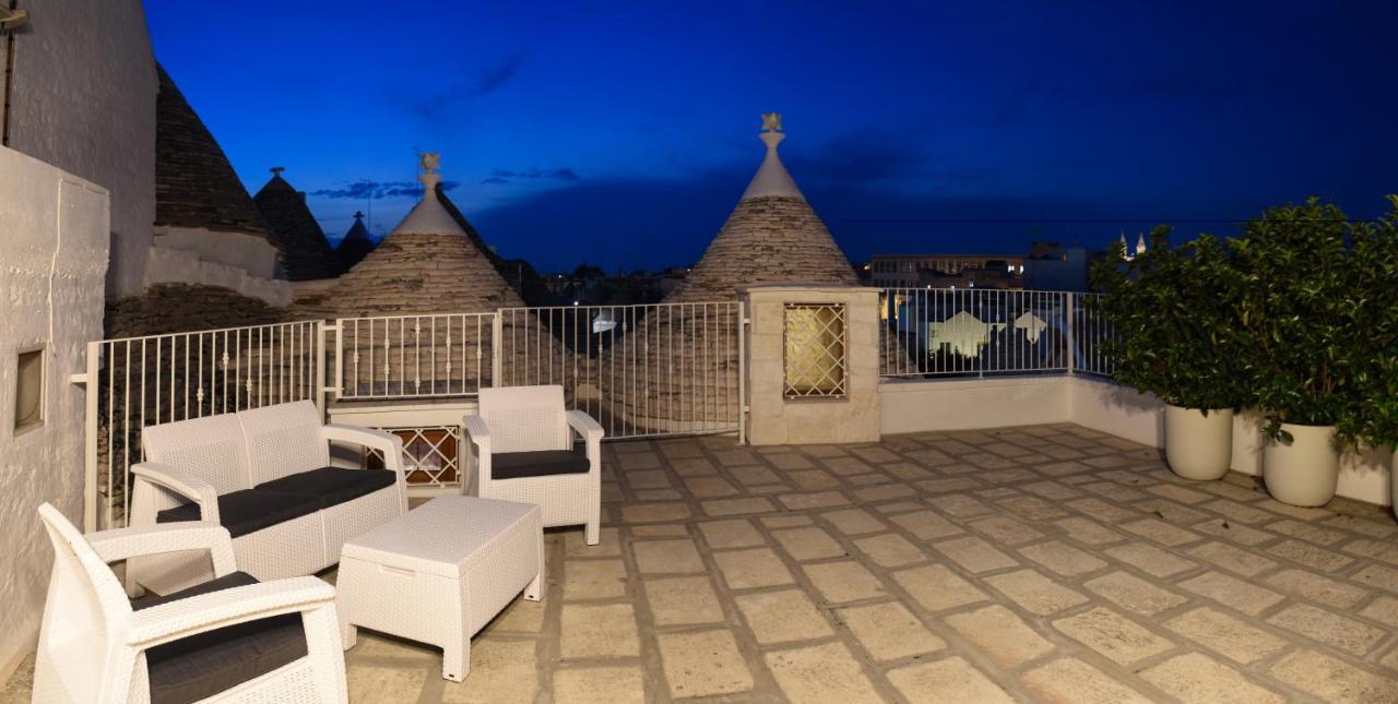 Trulli E Puglia Luxury Suite アルベロベッロ エクステリア 写真